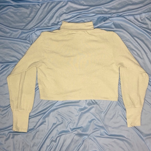 PAIR OF CROPTOPS BUNDLE!!! - Picture 3 of 6